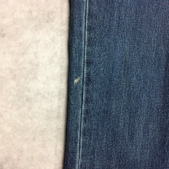 Levis Mens 550 Relaxed Fit Blue Jeans size 40x32 Cotton Denim Pants Copper Rivet - Picture 12 of 16